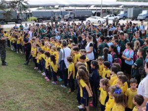 visita escolas - semana do exrcito 38